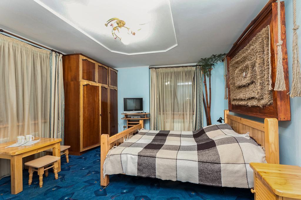 Vatra Hotel Jaremtsje Buitenkant foto